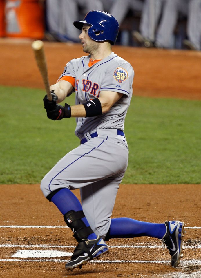 David Wright collects one of his 4 hits Saturday against the Marlins